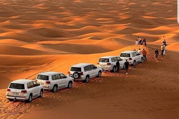 Luxury 4x4 Pick Up and Drop Off Desert Safari