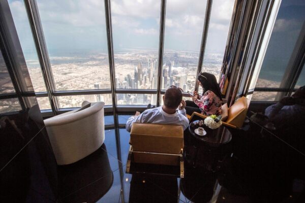 The Lounge, Burj Khalifa (Level 152-154)