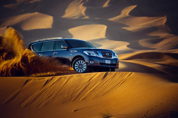 Luxury 4x4 Pick Up and Drop Off with Evening Desert Safari
